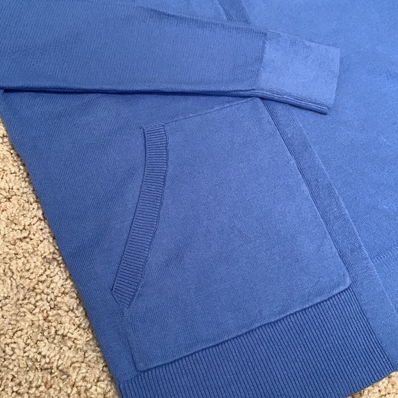 NWT - Gap
Hooded Open Sweater Cartigan
Blue (Size S) - Picture 4 of 4